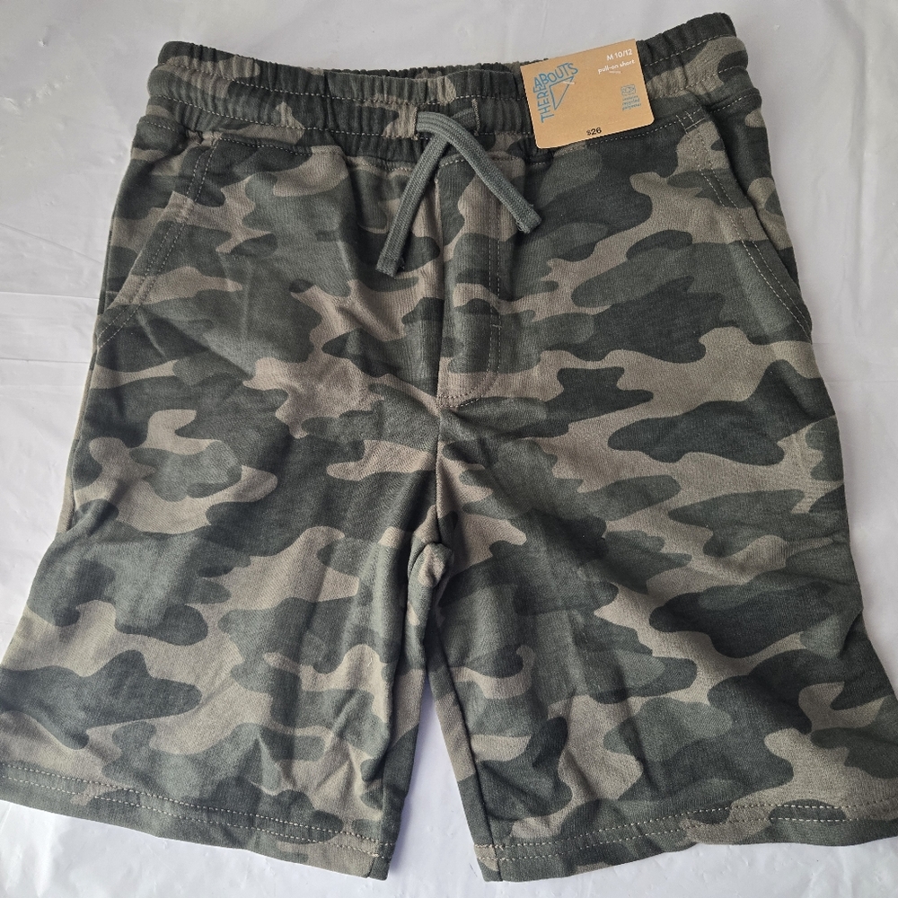 Thereabouts Boy's Green Camo Shorts with Drawstring and Pocket Size M 10/12. NTW
